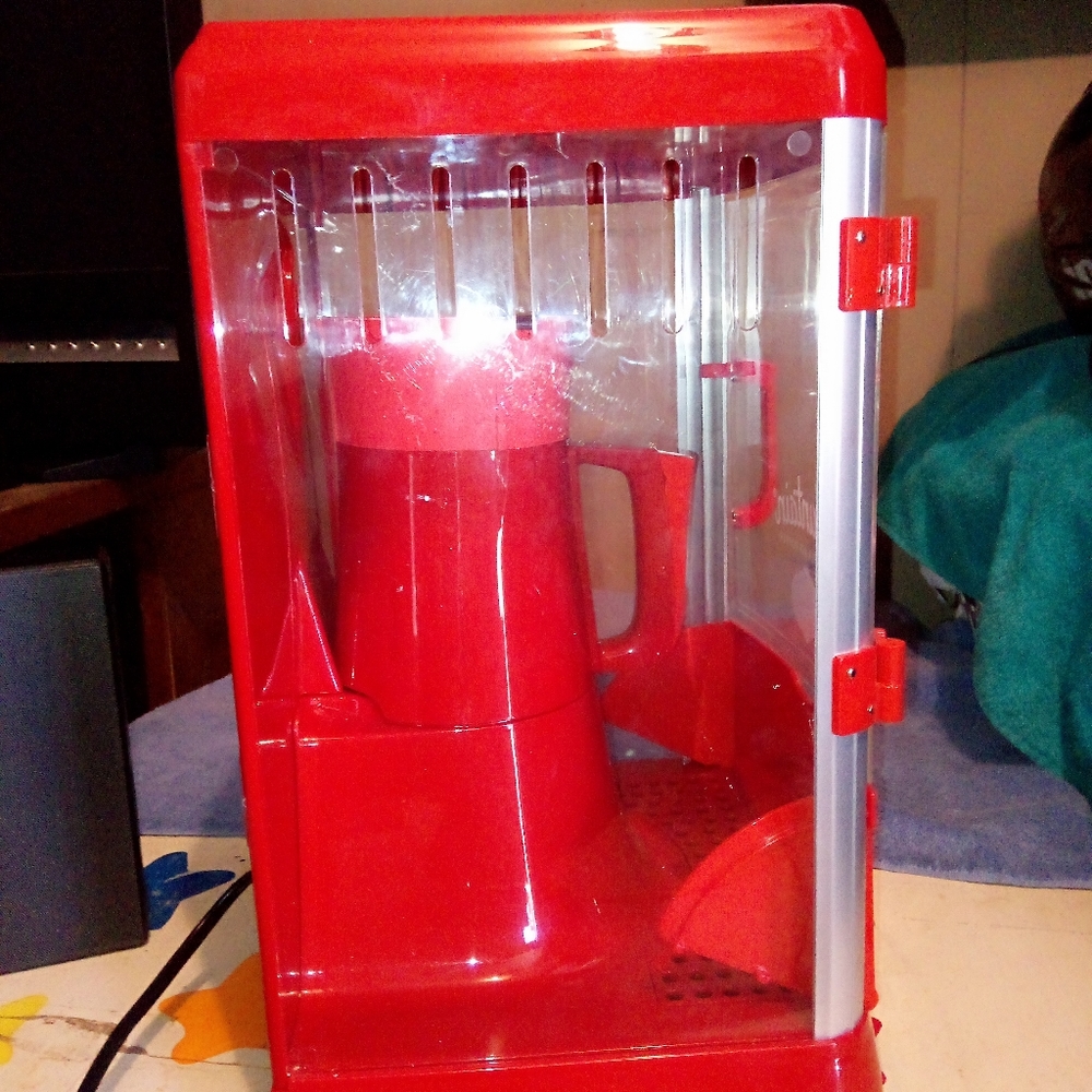 PRESTO POPCORN MAKER!!!! - Picture 7 of 13